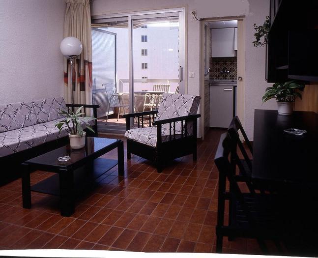 Rentalmar Alboran Apartments 살루 외부 사진
